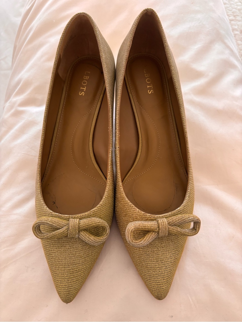Talbots Gold Pointed Toe Bow Kitten Heels, 8 1/2 M (they shimmer!)